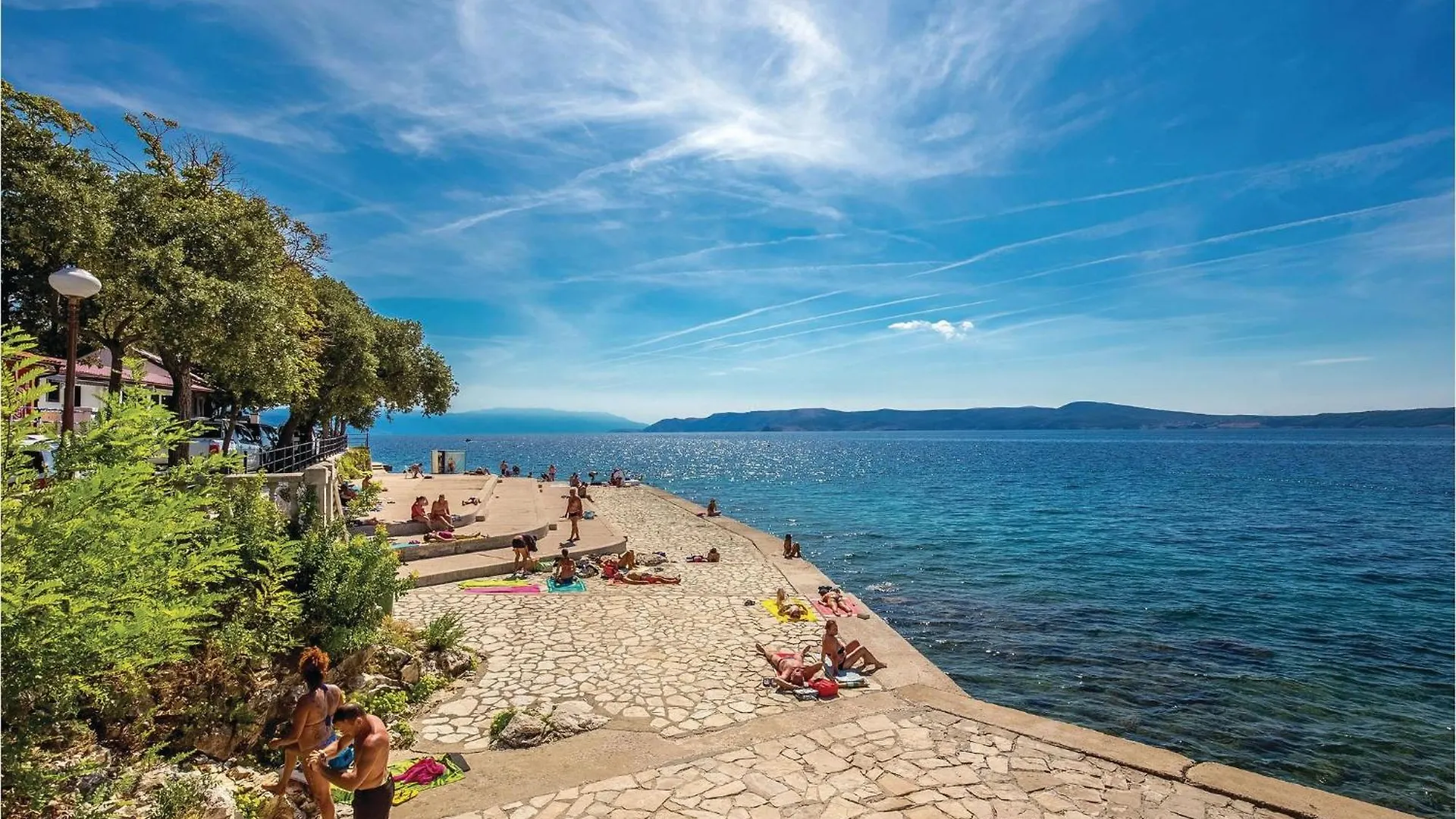 2 Bedroom Beautiful Home In Selce Croatia